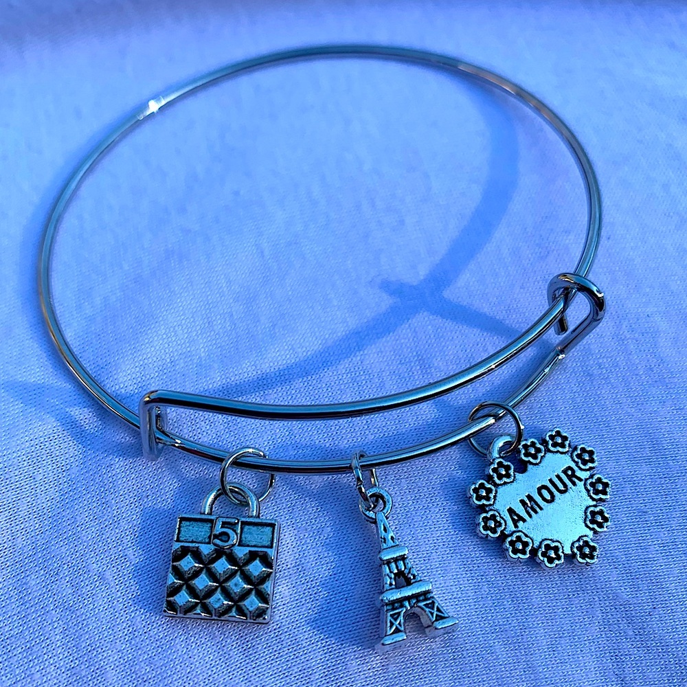 Brand New! Handmade! Adjustable Charm Bangle Bracelet!